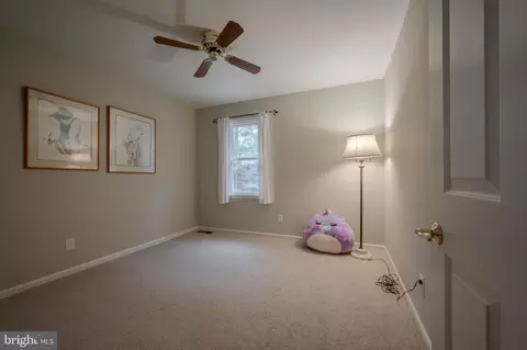 Bedroom - 8 Shenandoah Dr, Newark, DE 19711 photo 6 of 7