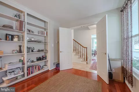 Entry Way - 8 Shenandoah Dr, Newark, DE 19711 photo 3 of 7