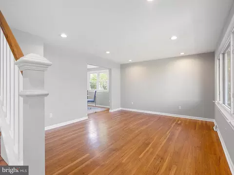 Living - 263 S Dillwyn Rd, Newark, DE 19711 photo 3 of 7