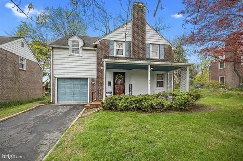 40 W Salisbury Dr, Wilmington, DE 19809