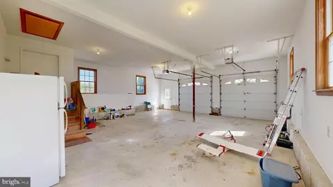 Entry Way - 1081 Caldwell Corner Rd, Townsend, DE 19734 photo 1 of 27