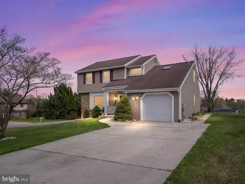 3530 Hopkins Dr, Wilmington, DE 19808