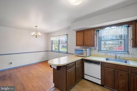 Kitchen - 903 Clydesdale Dr, Bear, DE 19701 photo 2 of 3