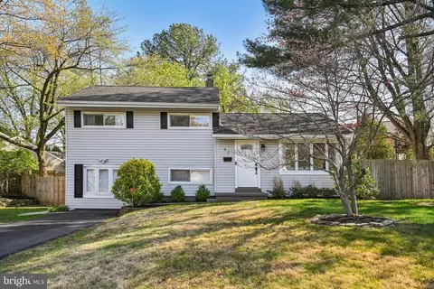 42 Cameo Rd, Claymont, DE 19703