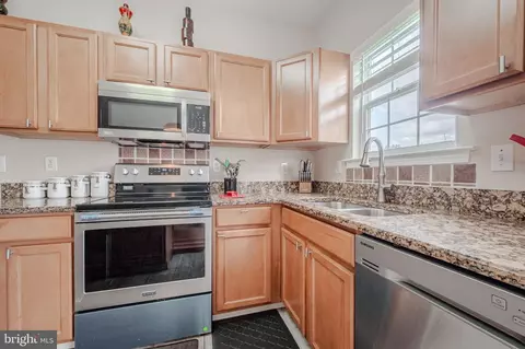 Kitchen - 121 Wynnefield Rd, Bear, DE 19701 photo 4 of 5