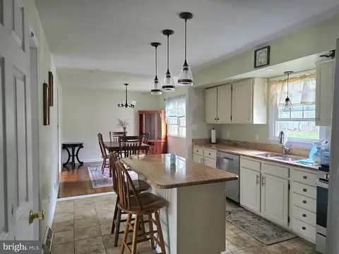 Kitchen - 902 Clydesdale Dr, Bear, DE 19701 photo 2 of 2