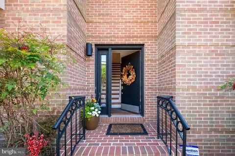 1217 Shallcross Ave, Wilmington, DE 19806
