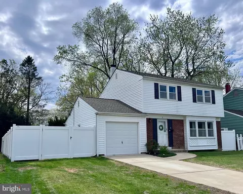 7 Boswell Rd, New Castle, DE 19720