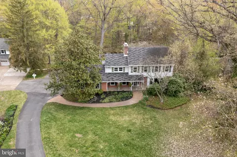 2233 Jamaica Dr, Wilmington, DE 19810
