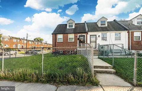 938 E 27th St, Wilmington, DE 19802