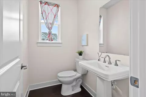 Entry Way - 157 Hammersmith Way, Bear, DE 19701 photo 2 of 12