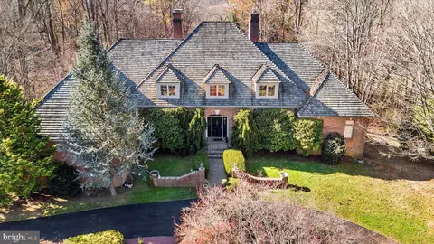 141 St Moritz Dr, Wilmington, DE 19807