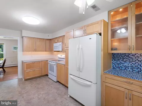Kitchen - 207 Sunset Rd, Newark, DE 19711 photo 3 of 3