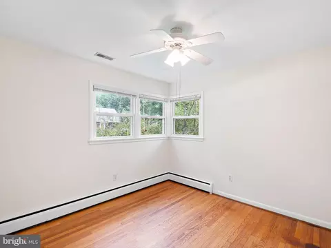Bedroom - 207 Sunset Rd, Newark, DE 19711 photo 2 of 4
