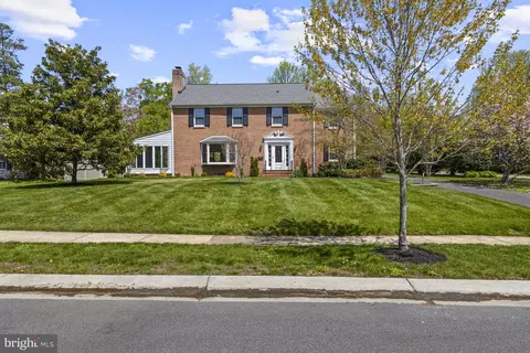707 Greenwood Rd, Wilmington, DE 19807
