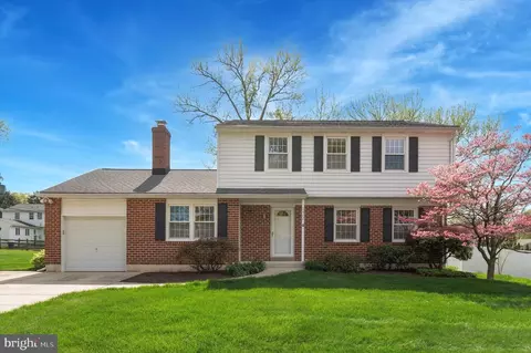 2412 Dacia Dr, Wilmington, DE 19810