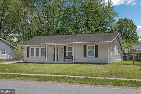 9 Queens Way, Newark, DE 19713