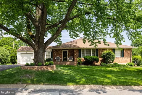 113 Edgeroad Ln, Wilmington, DE 19803