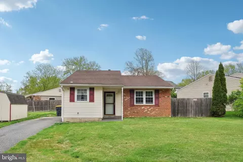 11 Verdi Cir, Newark, DE 19702