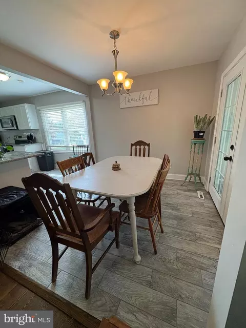 175 Pinefield Ct, Newark, DE 19713 photo 10