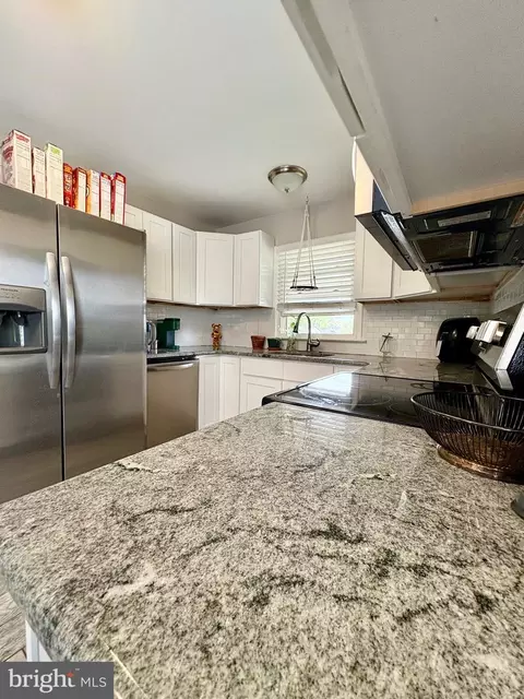 175 Pinefield Ct, Newark, DE 19713 photo 7