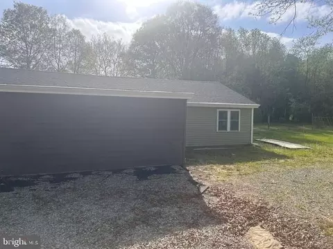 610 Howell School Rd, Bear, DE 19701 photo 3