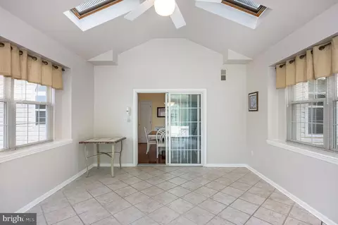Entry Way - 5 Keeneland Ct, Bear, DE 19701 photo 3 of 3