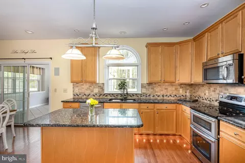 Kitchen - 5 Keeneland Ct, Bear, DE 19701 photo 3 of 3