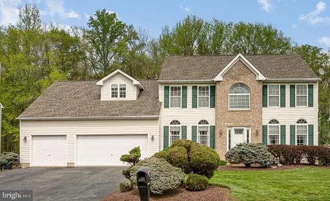 5 Keeneland Ct, Bear, DE 19701