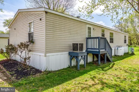 35 N Dragon Dr, Bear, DE 19701 photo 23