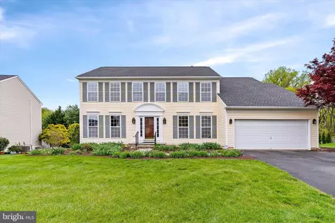 346 Mourning Dove Dr, Newark, DE 19711