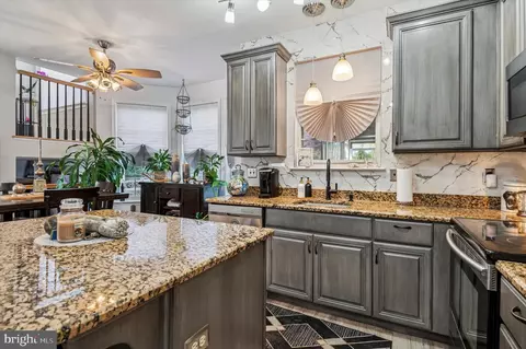 Kitchen - 12 Emerald Ridge Dr, Bear, DE 19701 photo 2 of 3