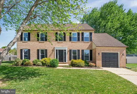 13 Sumac Ct, Newark, DE 19702