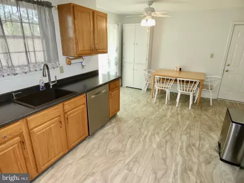 Kitchen - 13 Grace Ct, Newark, DE 19702 photo 5 of 5
