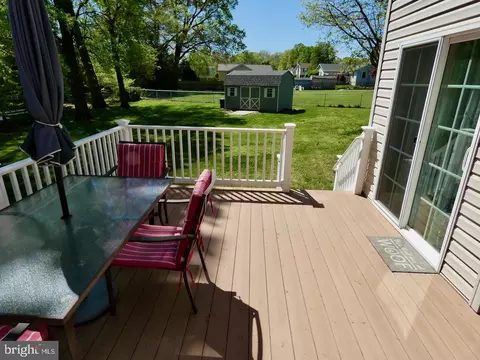 Exterior - 13 Grace Ct, Newark, DE 19702 photo 7 of 23