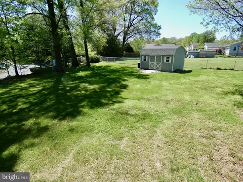 Exterior - 13 Grace Ct, Newark, DE 19702 photo 12 of 23