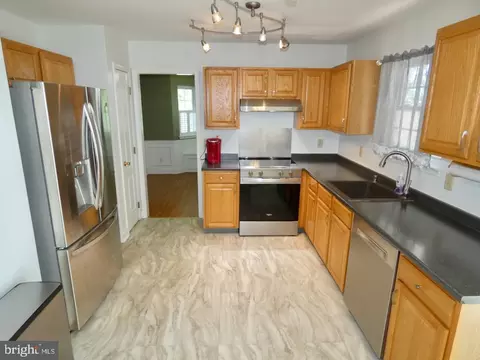 Kitchen - 13 Grace Ct, Newark, DE 19702 photo 3 of 5