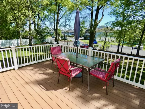 Exterior - 13 Grace Ct, Newark, DE 19702 photo 3 of 23