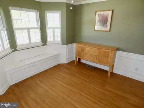 Living - 13 Grace Ct, Newark, DE 19702 photo 8 of 9