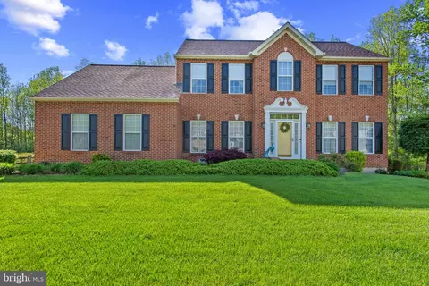 36 Crimson King Dr, Bear, DE 19701