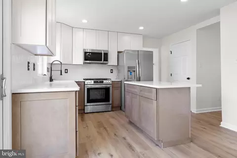 Entry Way - 183 Mccormick Blvd, Newark, DE 19702 photo 1 of 11