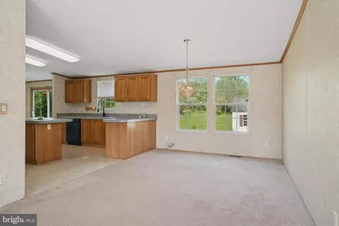41 N Dragon Dr, Bear, DE 19701 photo 7