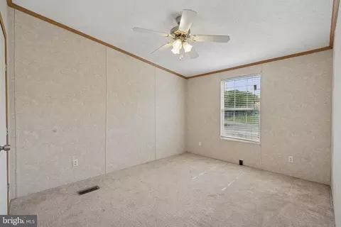 41 N Dragon Dr, Bear, DE 19701 photo 20