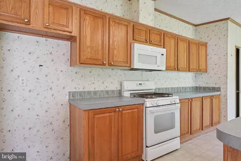 41 N Dragon Dr, Bear, DE 19701 photo 9