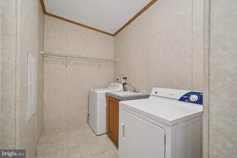 41 N Dragon Dr, Bear, DE 19701 photo 26