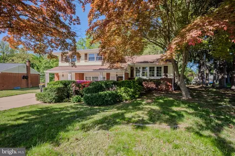 2707 Pecksniff Rd, Wilmington, DE 19808