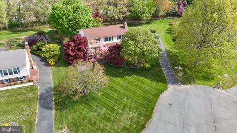 119 Bernice Dr, Bear, DE 19701 photo 2