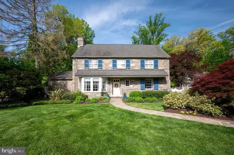 907 Overbrook Rd, Wilmington, DE 19807