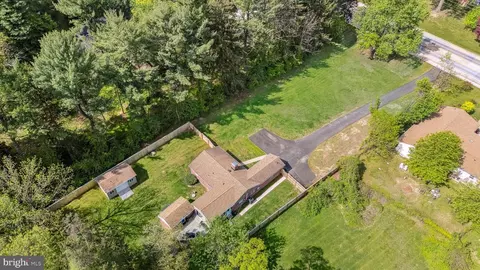 2304 Milltown Rd, Wilmington, DE 19808