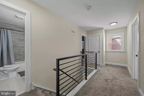 Entry Way - 616 E Sixth St, Wilmington, DE 19801 photo 3 of 3